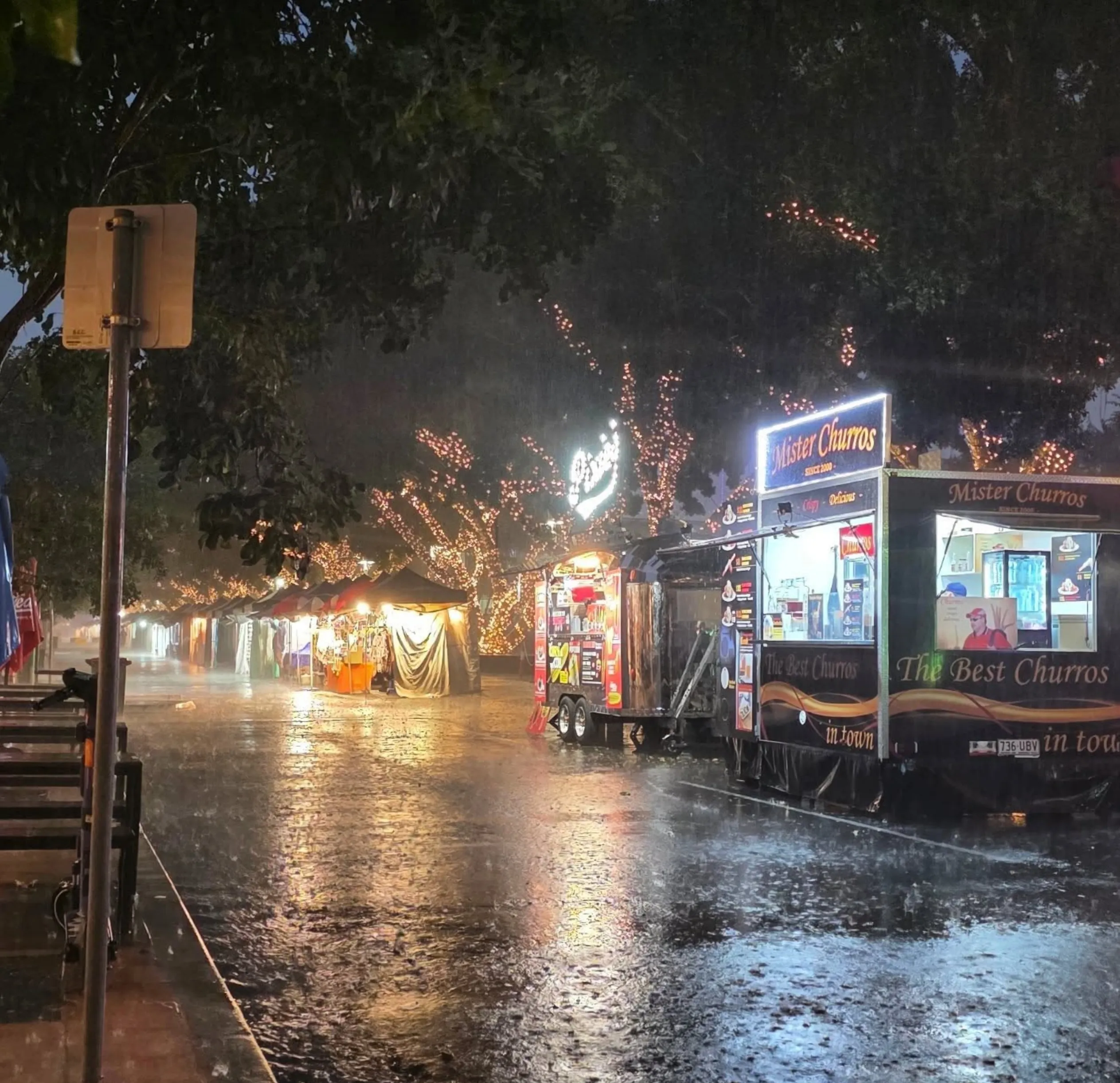 Eat Street Northshore entry fee