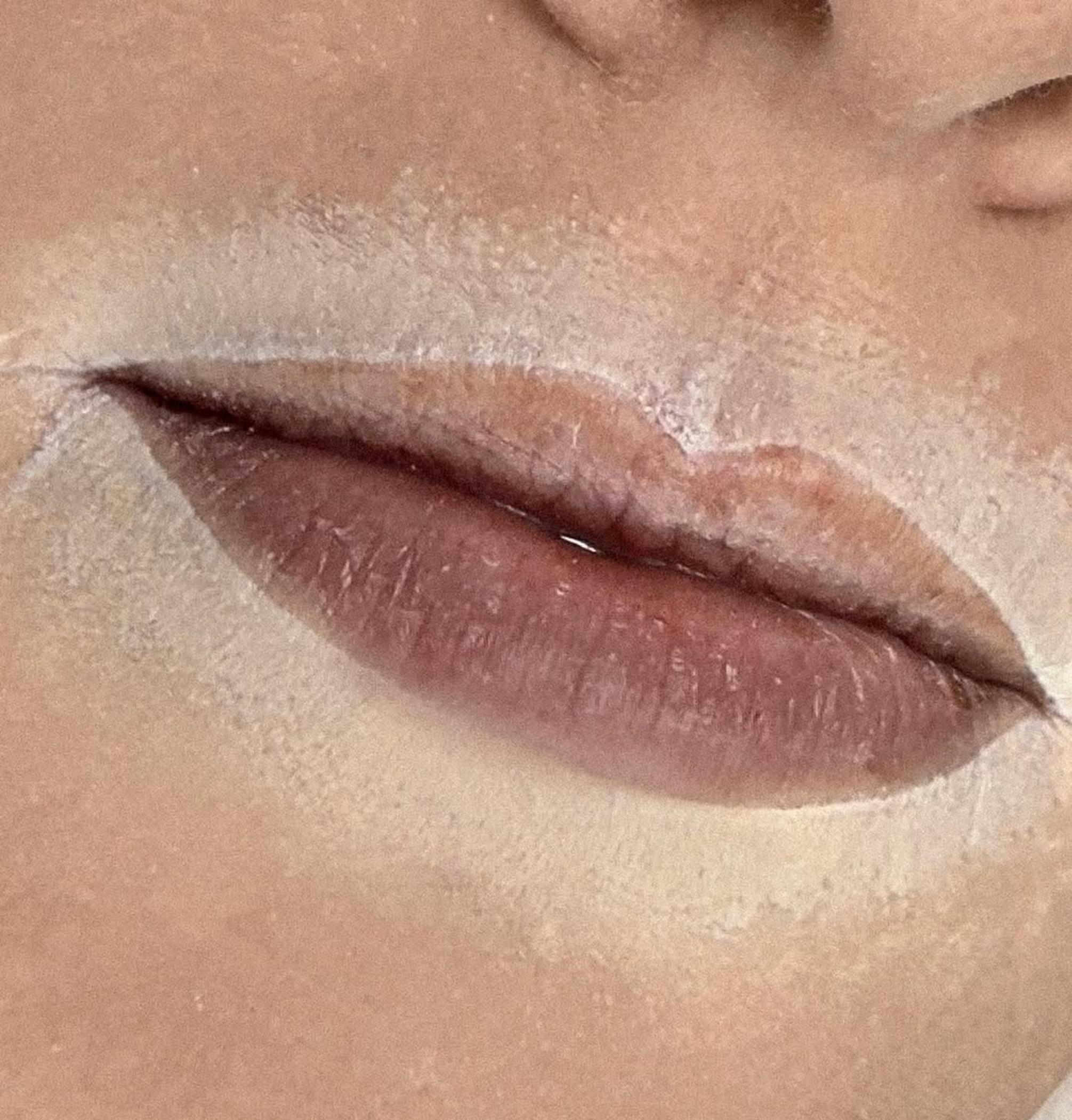 early healing stage microblading close view
