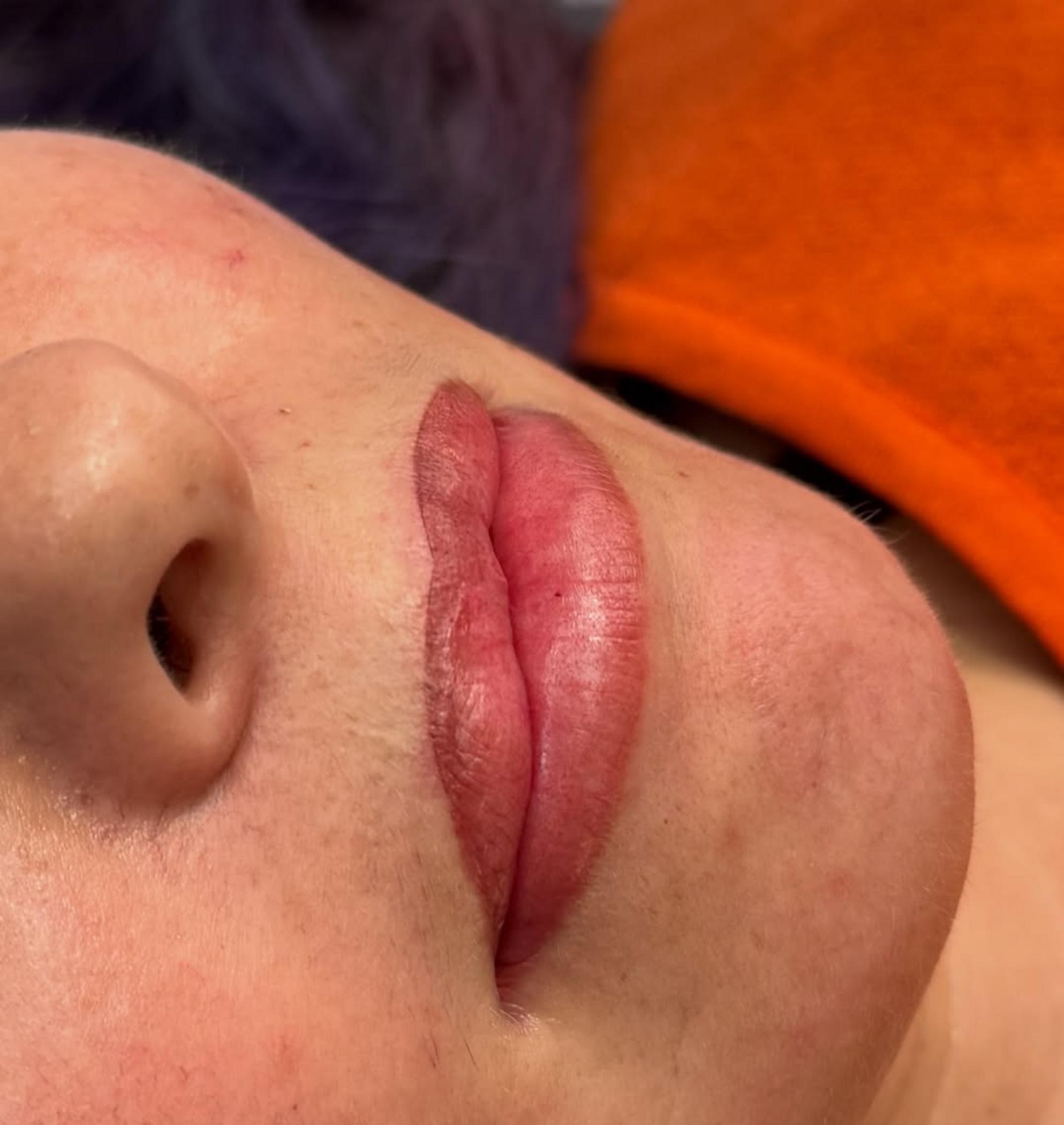 healing stages lip blush tattoo