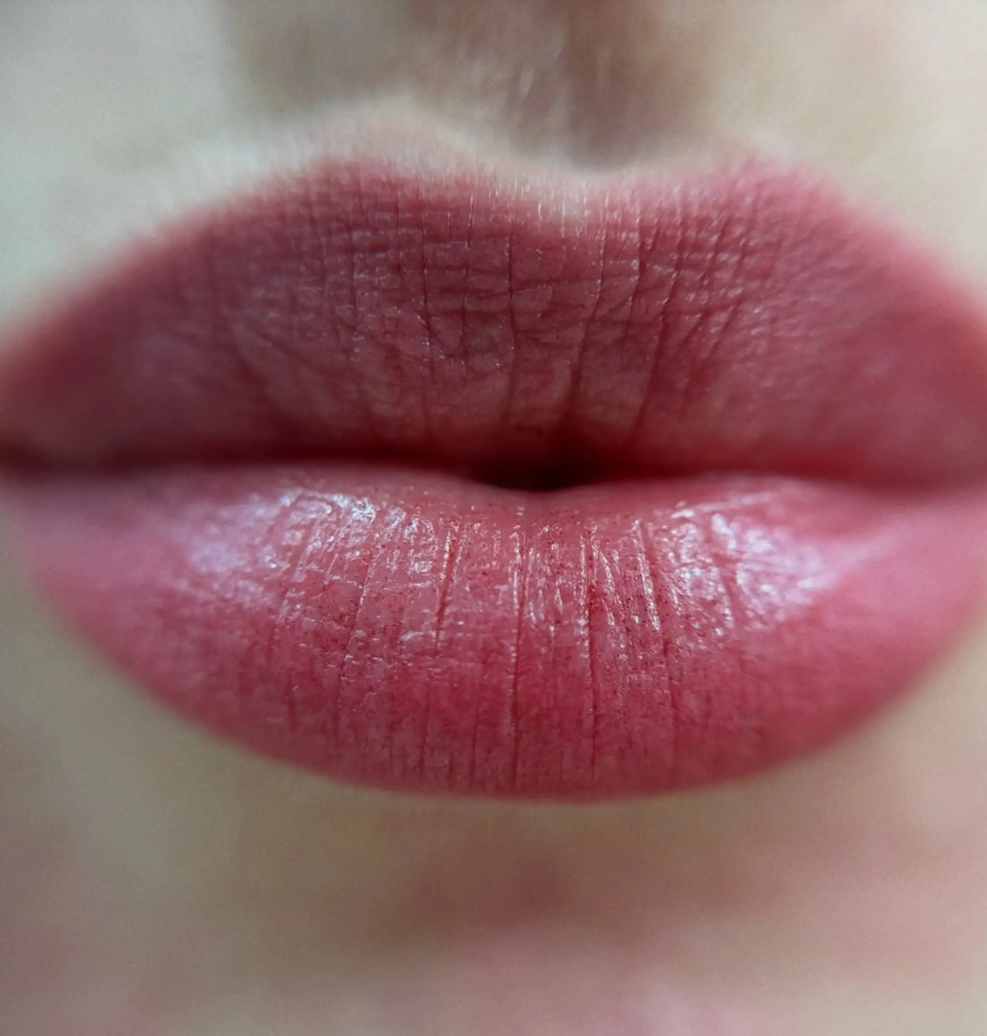 Why Do Lips Hold Pigment Differently?